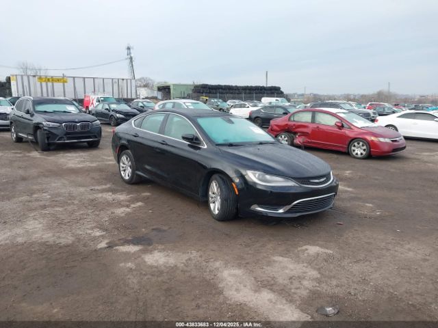 Chrysler 200 Limited Image 1