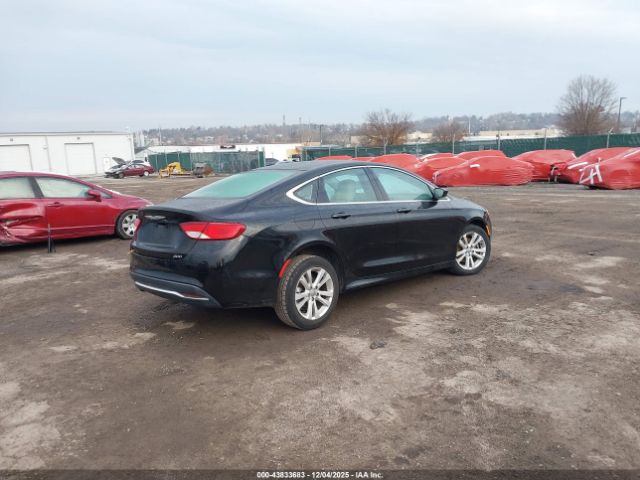 Chrysler 200 Limited Image 5