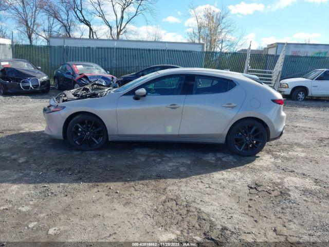 Mazda Mazda3 2.5 S Preferred Image 8