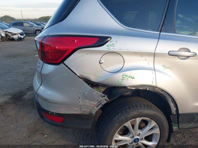 Ford Escape Se Image 4