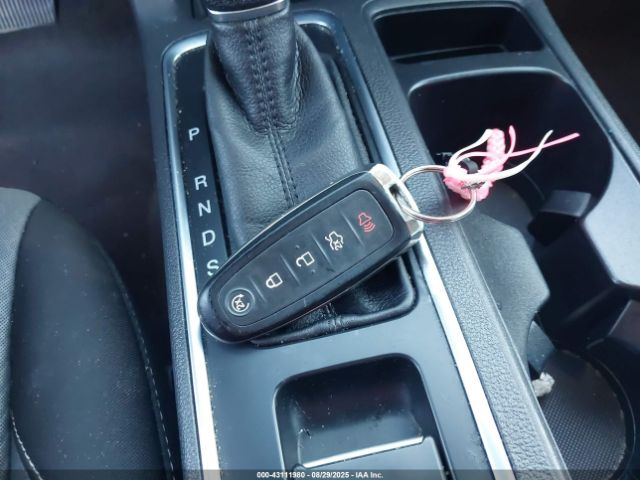 Ford Escape Se Image 3