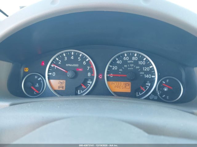 Nissan Pathfinder S Image 7