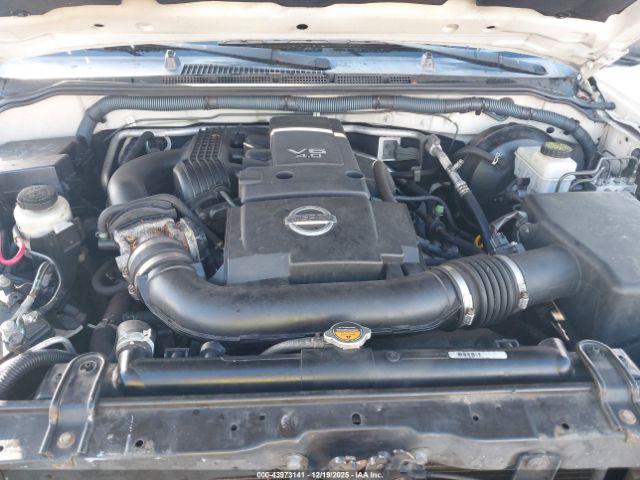 Nissan Pathfinder S Image 10