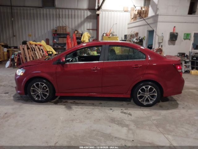 Chevrolet Sonic Lt Auto Image 10