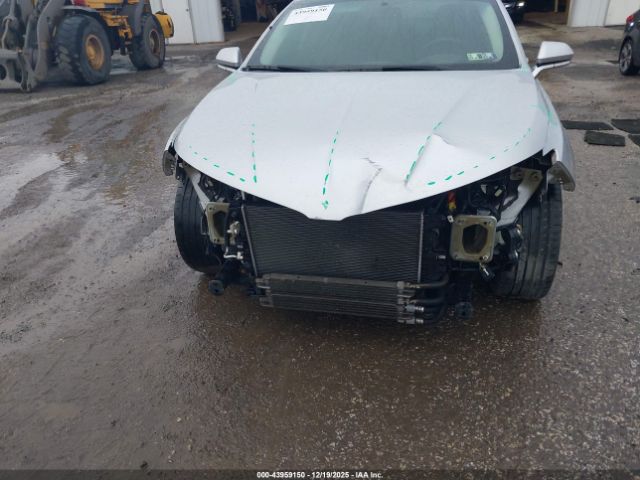 Lincoln MKZ Hybrid Image 8