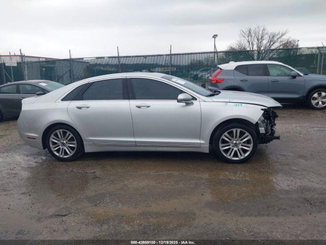 Lincoln MKZ Hybrid Image 11