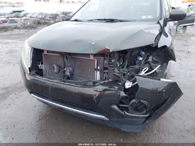 Nissan Pathfinder Sl Image 10