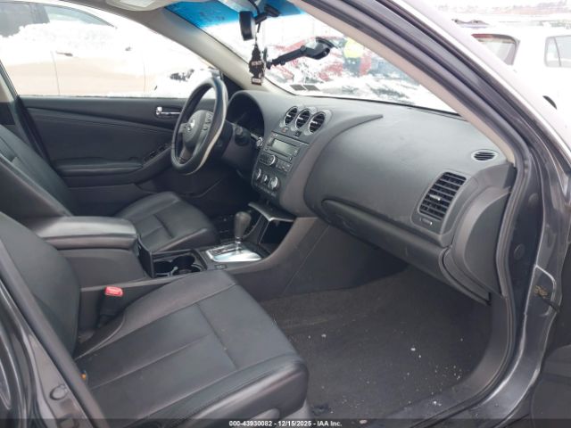 Nissan Altima 2.5 S Image 4