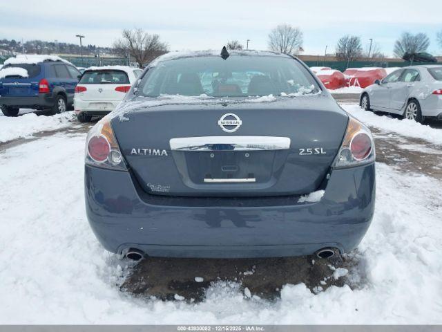 Nissan Altima 2.5 S Image 13