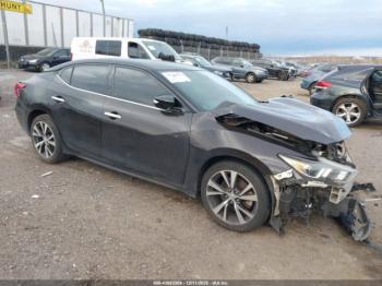  Salvage Nissan Maxima