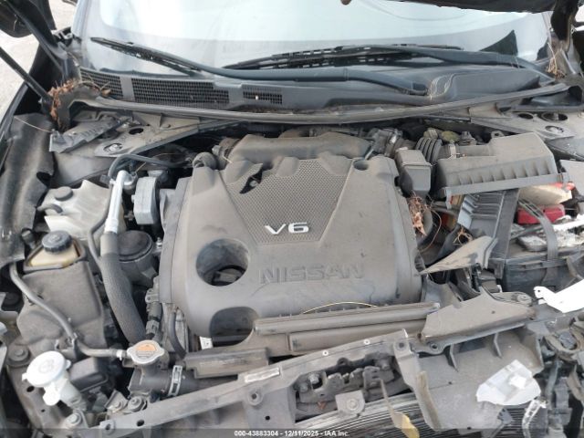 Nissan Maxima Image 7