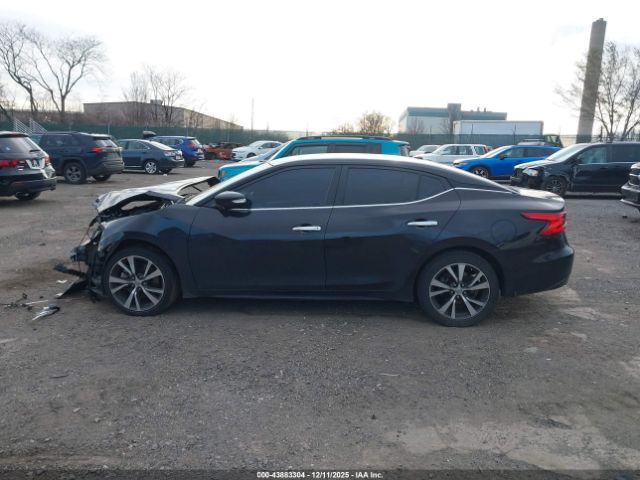 Nissan Maxima Image 10