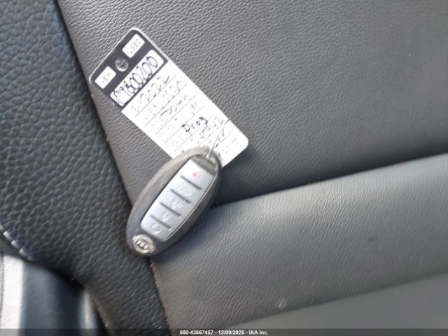 Nissan Pathfinder Sl 4wd Image 8