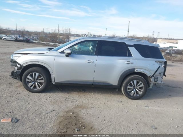 Nissan Pathfinder Sl 4wd Image 9