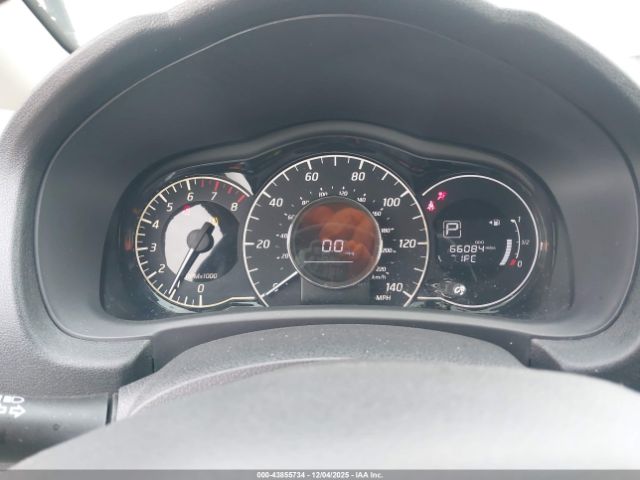 Nissan Versa Sv Image 6