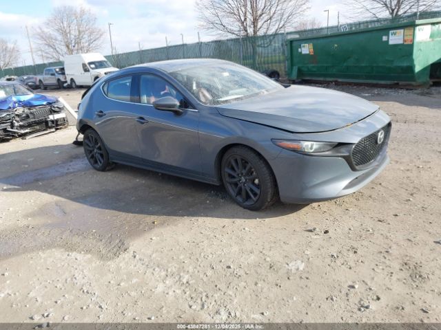 Mazda Mazda3 Premium Package Image 1