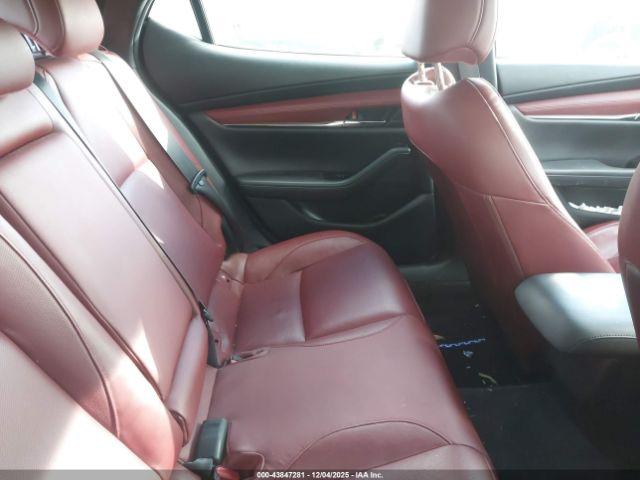 Mazda Mazda3 Premium Package Image 6