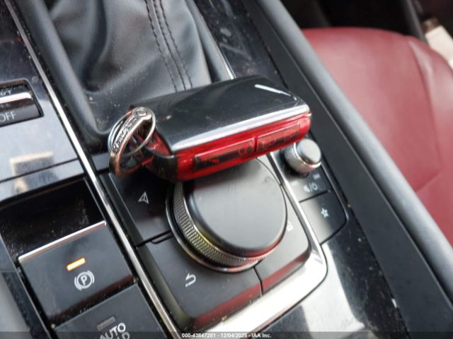 Mazda Mazda3 Premium Package Image 12