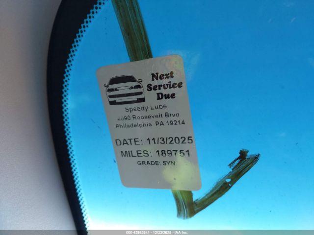 Nissan Pathfinder Sv Image 8