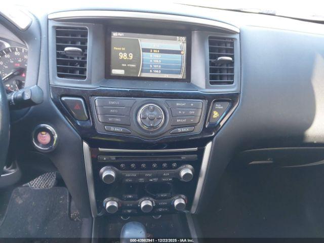 Nissan Pathfinder Sv Image 17