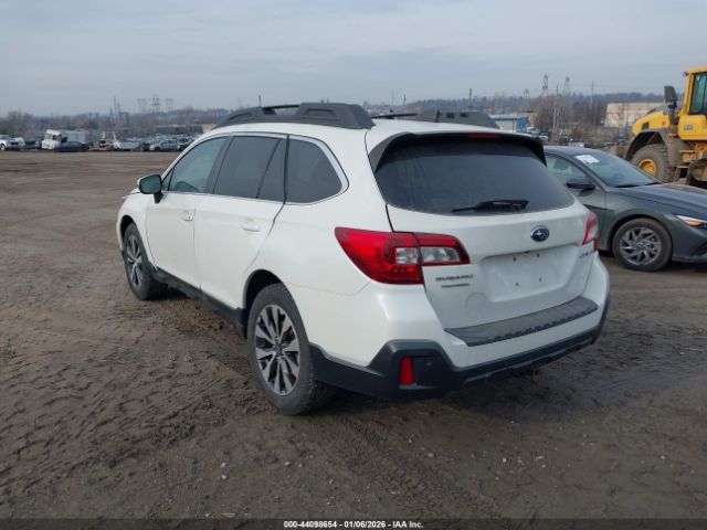 Subaru Outback 2.5i Limited Image 5