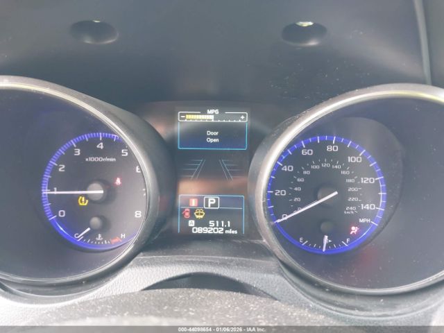 Subaru Outback 2.5i Limited Image 7