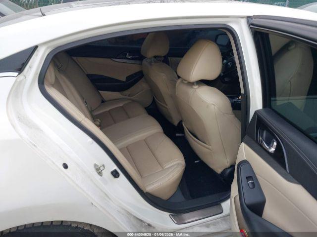 Nissan Maxima 3.5 Sl Image 2