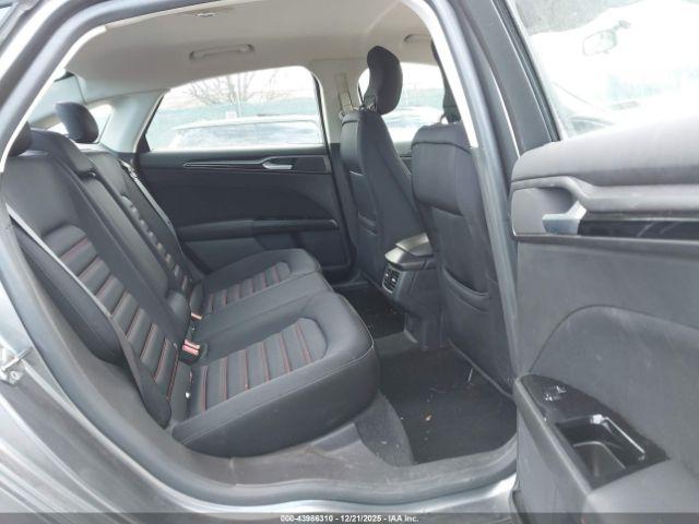 Ford Fusion Se Image 13