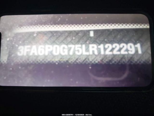 Ford Fusion S Image 9