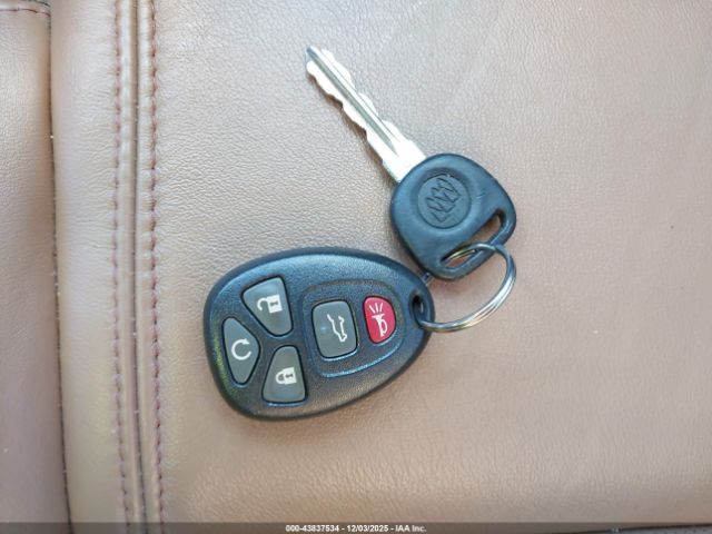 Buick Enclave Leather Image 8