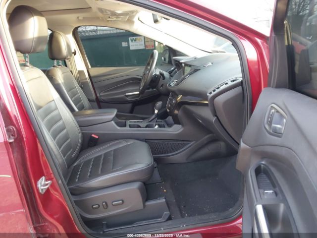 Ford Escape Titanium Image 5