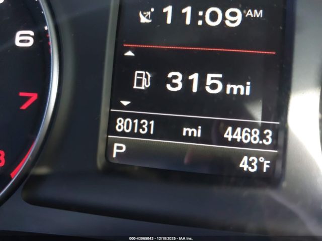 Audi Q3 2.0t Premium Plus Image 2