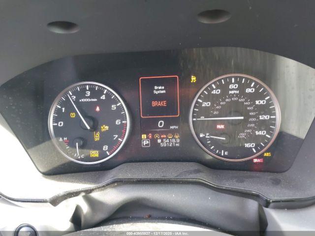 Subaru Legacy Image 13