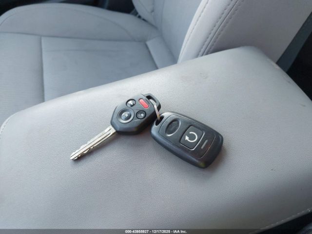 Subaru Legacy Image 15