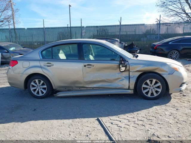 Subaru Legacy 2.5i Premium Image 6