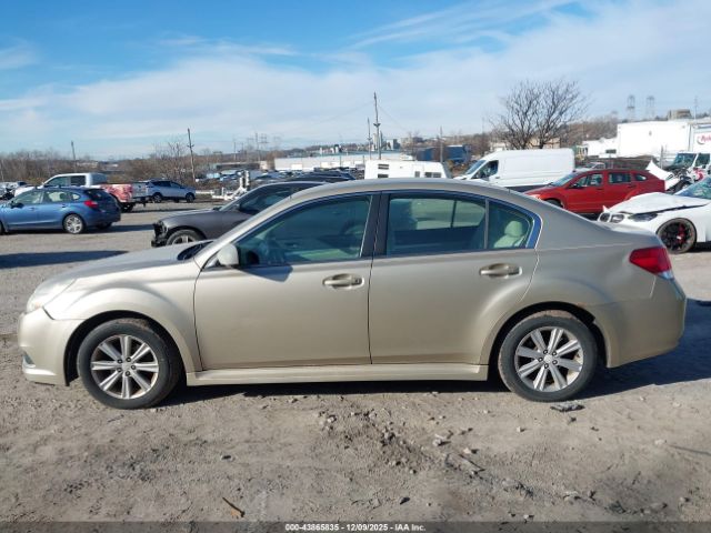 Subaru Legacy 2.5i Premium Image 15