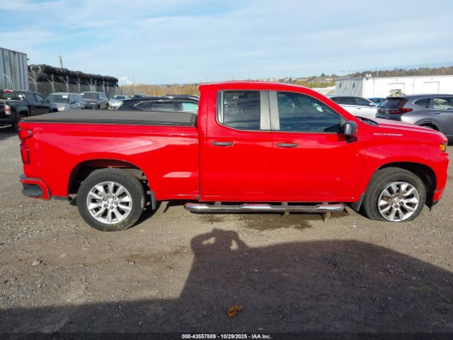 Chevrolet Silverado 1500 Custom Image 6