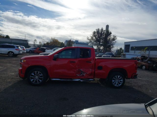 Chevrolet Silverado 1500 Custom Image 7