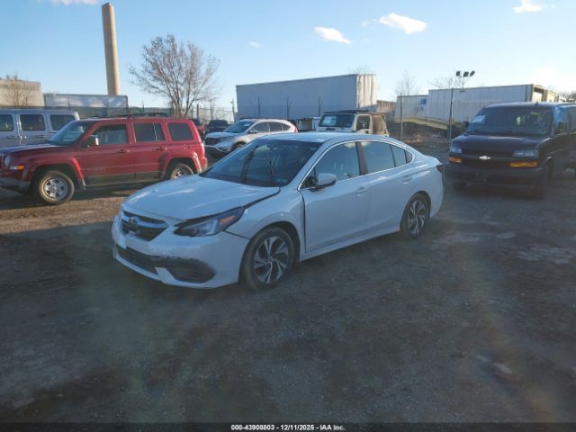 Subaru Legacy Premium Image 8