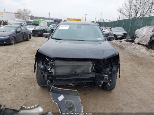 GMC Terrain Awd Sle Image 8