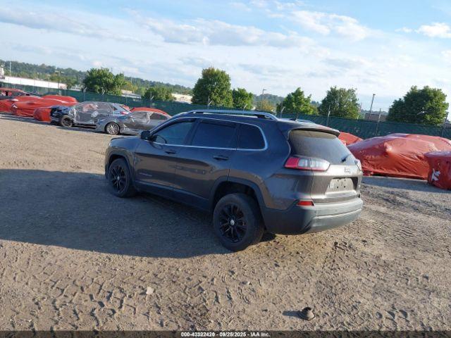 Jeep Cherokee Latitude Plus Fwd Image 3