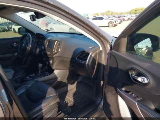 Jeep Cherokee Latitude Plus Fwd Image 8