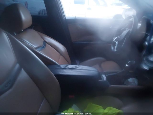 Cadillac XTS Luxury Image 4