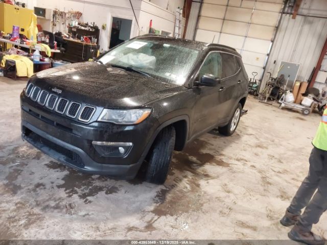 Jeep Compass Latitude 4x4 Image 4