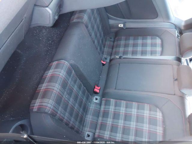 Volkswagen Golf 2.0t S 2-door Image 5