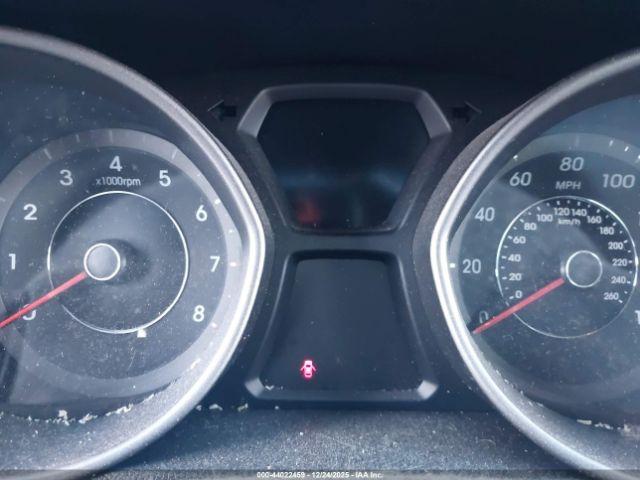 Hyundai ELANTRA Value Edition Image 13