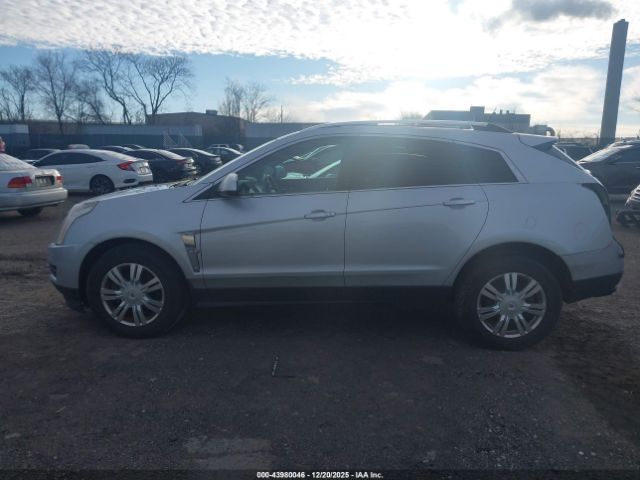 Cadillac SRX Luxury Collection Image 11