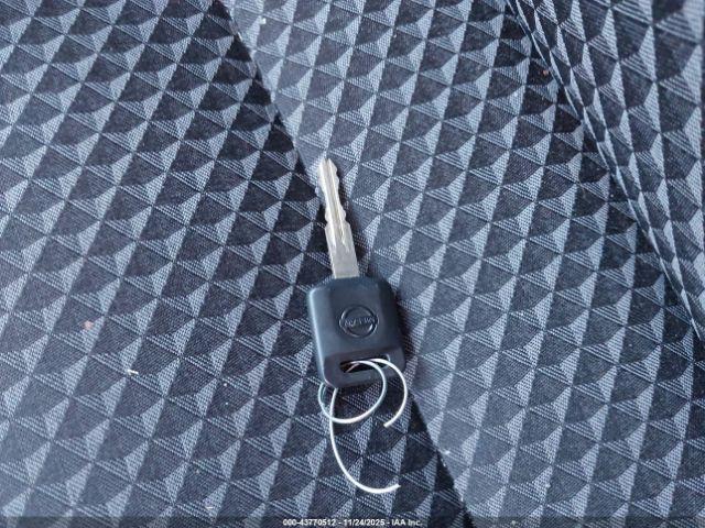 Nissan Versa 1.6 S Xtronic Cvt Image 16