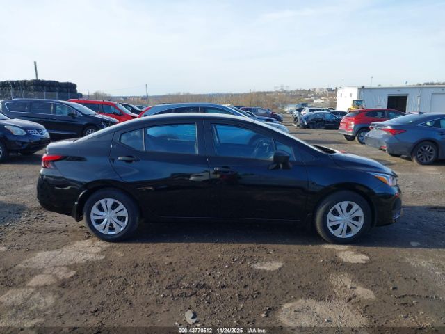 Nissan Versa 1.6 S Xtronic Cvt Image 12