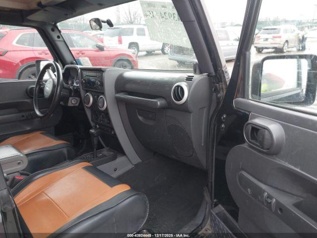 Jeep Wrangler Sahara Image 6